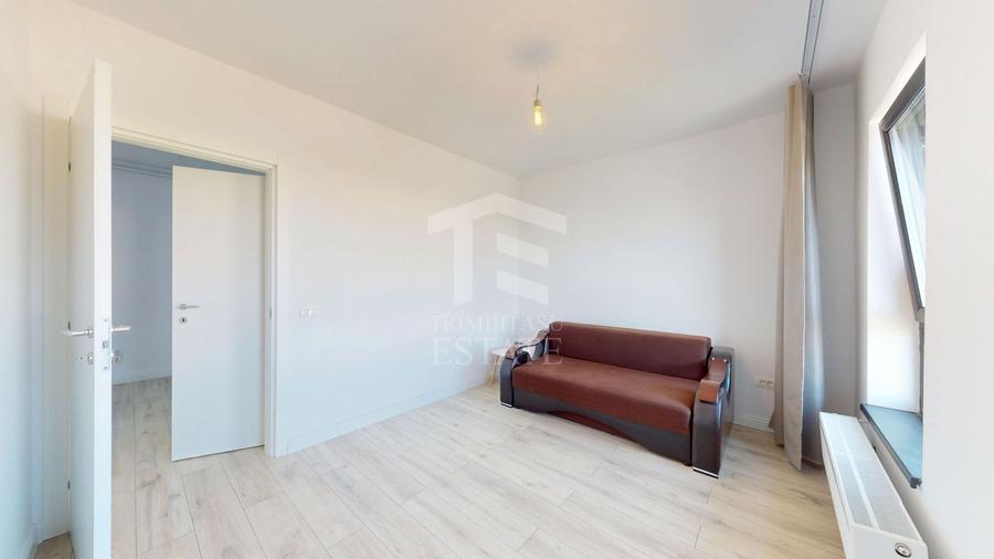 Apartament cu 3 camere decomandat în Colentina