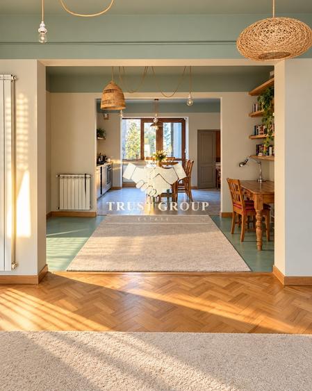 Apartament cu 5 camere semidecomandat în Ultracentral