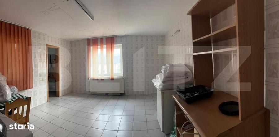 Spațiu comercial, de 730 mp, în Bran