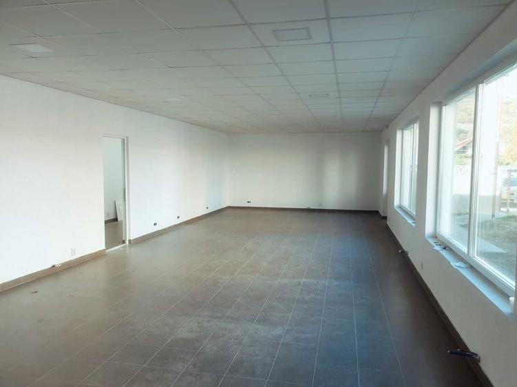 Spațiu comercial, de 130 mp, în Central