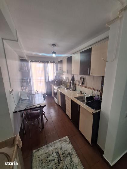 Apartament cu 2 camere decomandat în Est