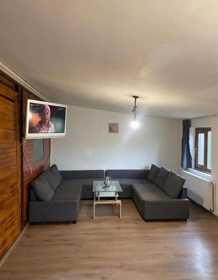 Casă cu 2 camere cu Teren 250 Mp în Central