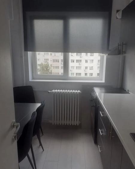 Apartament cu 2 camere decomandat în Titan