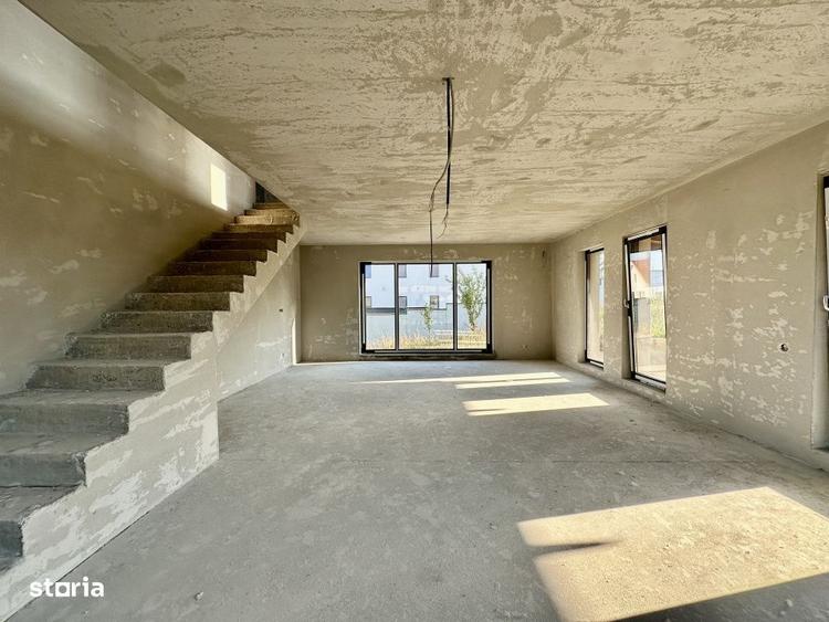 Casă cu 4 camere cu Teren 600 Mp în Sălicea