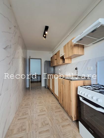 Apartament cu 2 camere decomandat în Florești