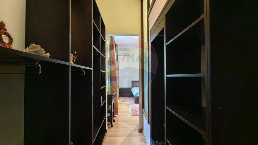 Apartament cu 3 camere decomandat, mobilat în Arcul de Triumf