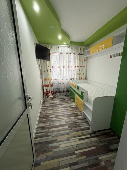 Apartament cu 3 camere semidecomandat în Exercițiu