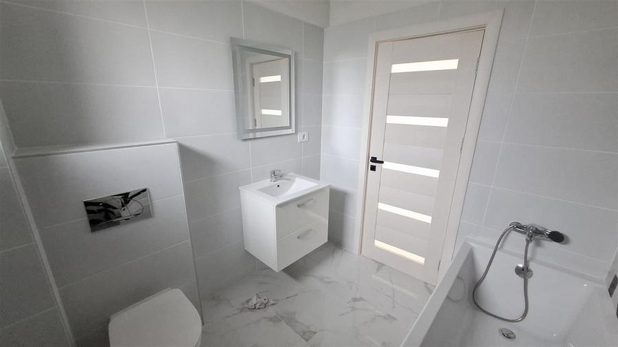 Apartament cu 2 camere decomandat în Valea Lupului