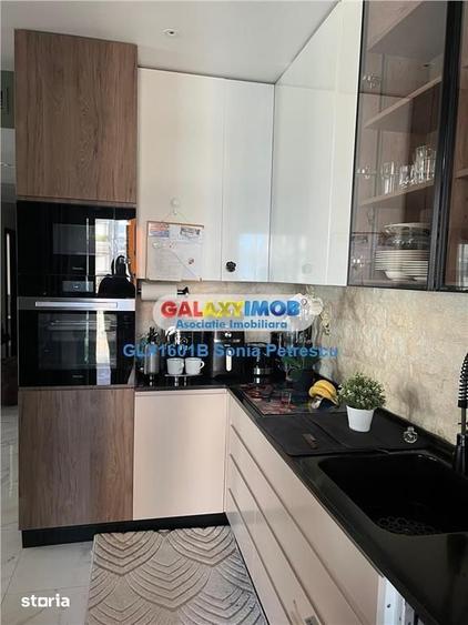 Apartament cu 3 camere, mobilat în Văcăresti