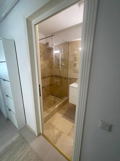 Apartament cu 2 camere semidecomandat în Aeroport