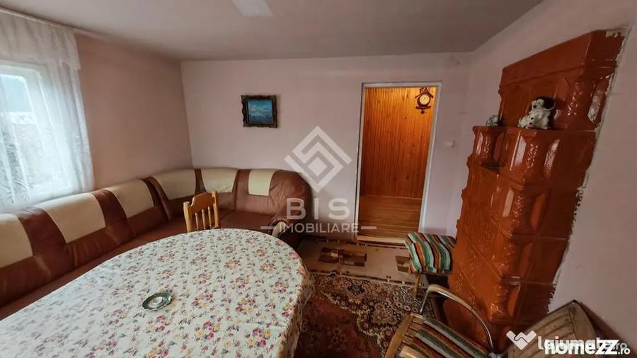Casă cu 4 camere cu Teren 200 Mp în Colibița