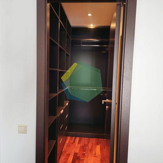 Apartament cu 3 camere, mobilat în Nord