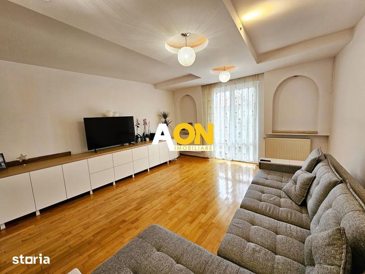 Apartament cu 3 camere decomandat în Central