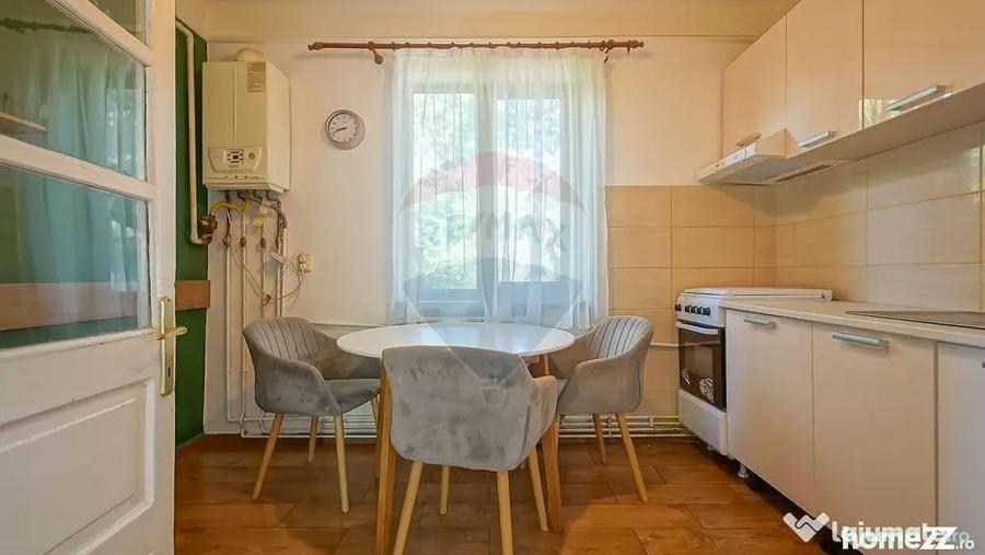 Casă cu 3 camere cu Teren 700 Mp în Central