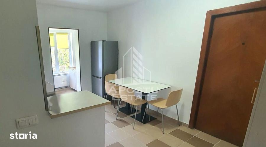 Apartament cu 2 camere, mobilat în Lipovei