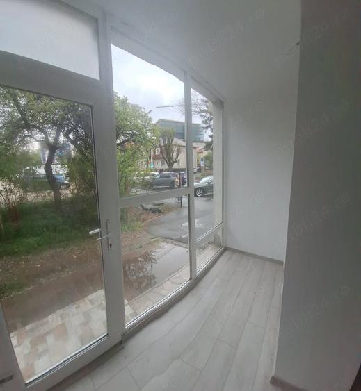 Spațiu comercial, de 62 mp, în Centrul Civic