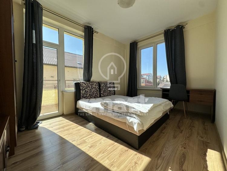 Apartament cu 4 camere semidecomandat, mobilat în Zorilor