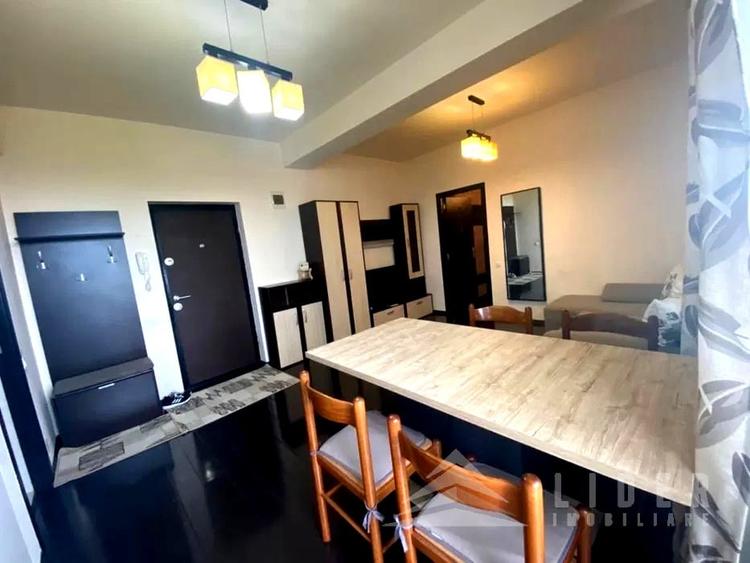 Apartament cu 2 camere semidecomandat, mobilat în Bună Ziua