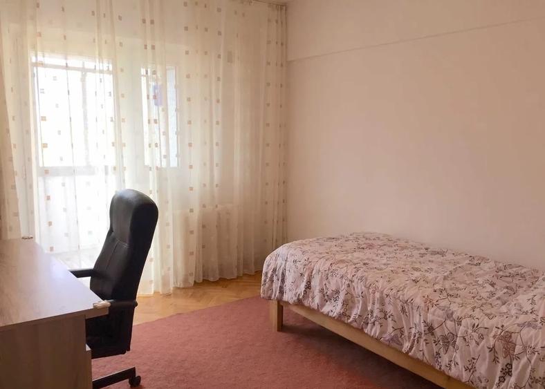 Apartament cu 3 camere decomandat, mobilat în Independenței