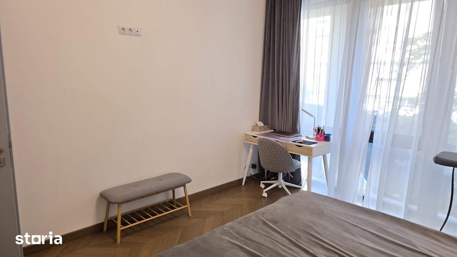 Apartament cu 4 camere în Decebal