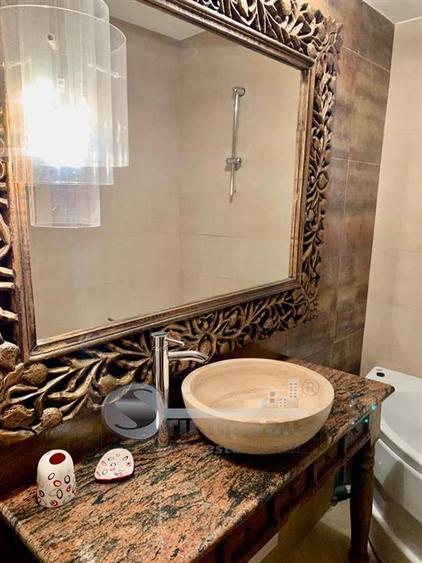 Apartament cu 4 camere decomandat în Ultracentral