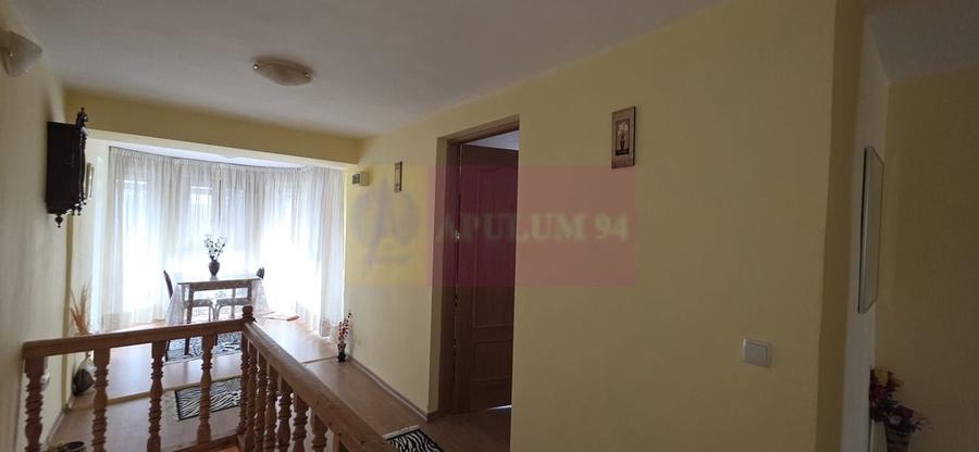 Casă cu 3 camere în Central