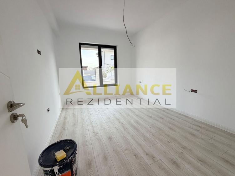 Casă individuală cu 4 camere cu Canalizare în Berceni