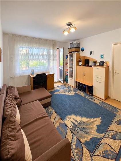 Apartament cu 2 camere semidecomandat în Astra