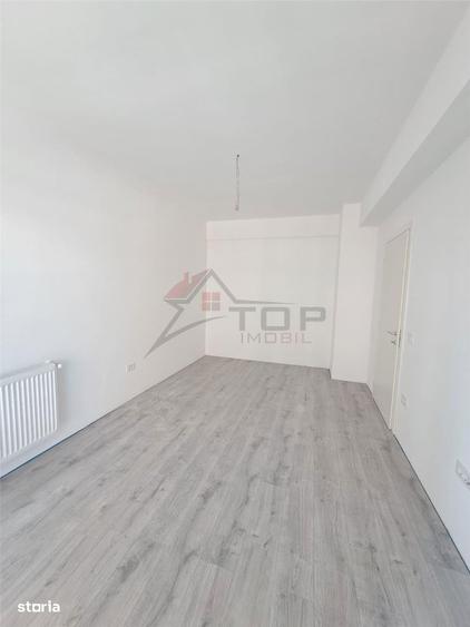 Garsonieră decomandată în Ciurea