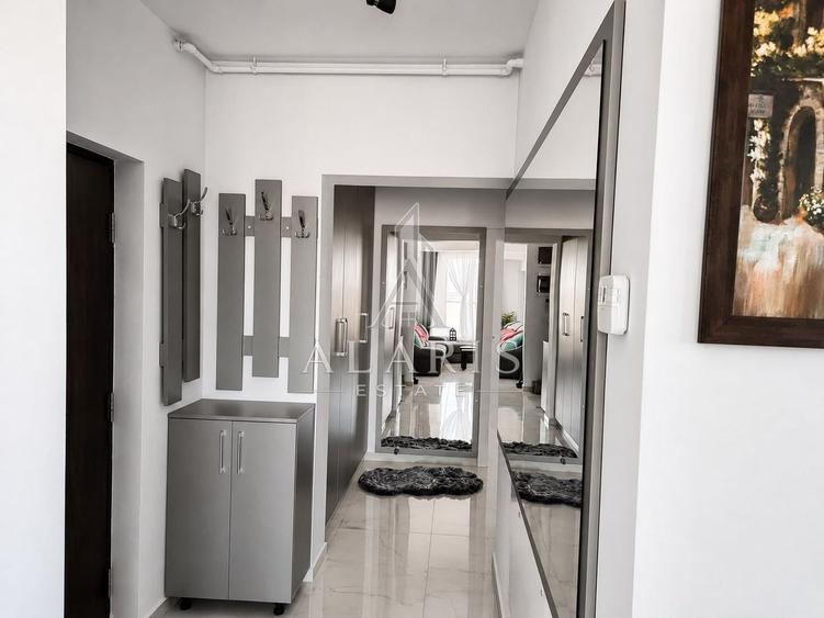 Apartament cu 2 camere semidecomandat, mobilat în Aradului