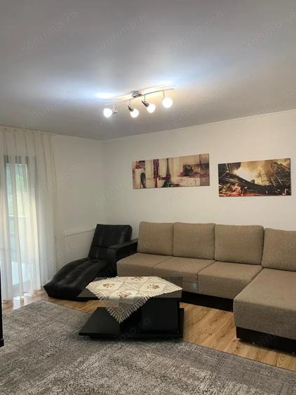 Casă cu 4 camere cu Teren 550 Mp în Central