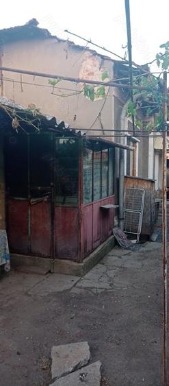 Casă cu 3 camere cu Teren 215 Mp în Central