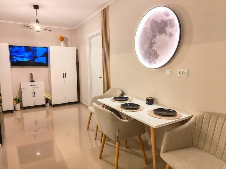 Apartament cu 2 camere semidecomandat în Tineretului