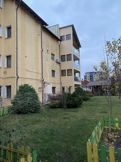 Apartament cu 2 camere decomandat în Centrul Istoric