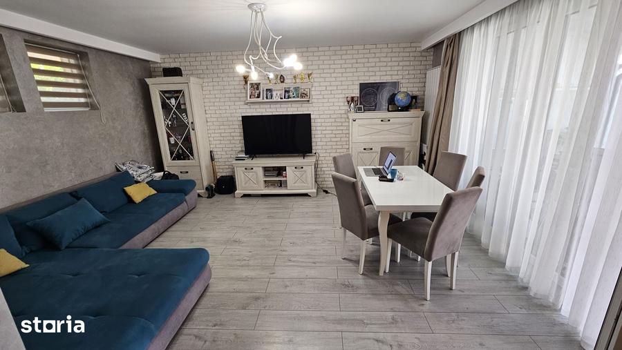 Casă cu 4 camere cu Teren 200 Mp în Unirii