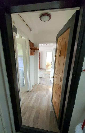 Apartament cu 2 camere semidecomandat în Noua