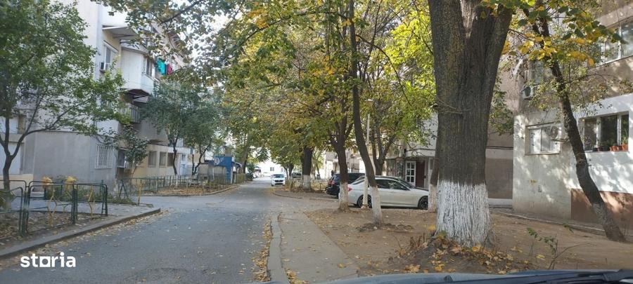 Garsonieră în Micro 14