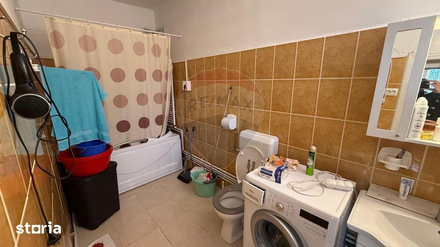 Casă cu 3 camere cu Teren 990 Mp în Fitionești
