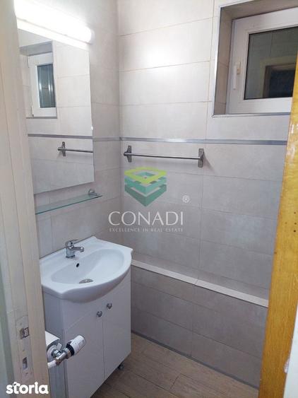 Apartament cu 3 camere decomandat, mobilat în Centrul Civic