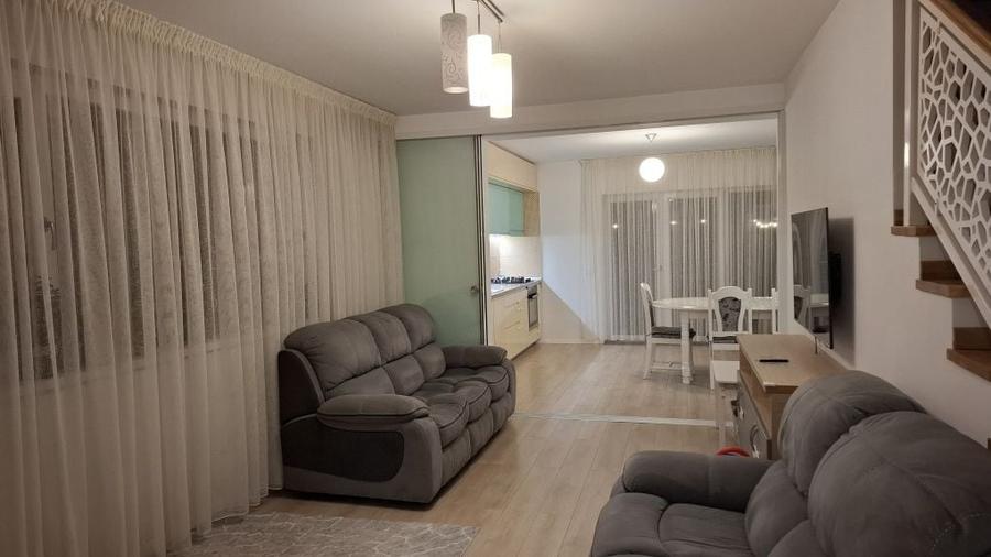 Casă cu 4 camere cu Teren 140 Mp în Central