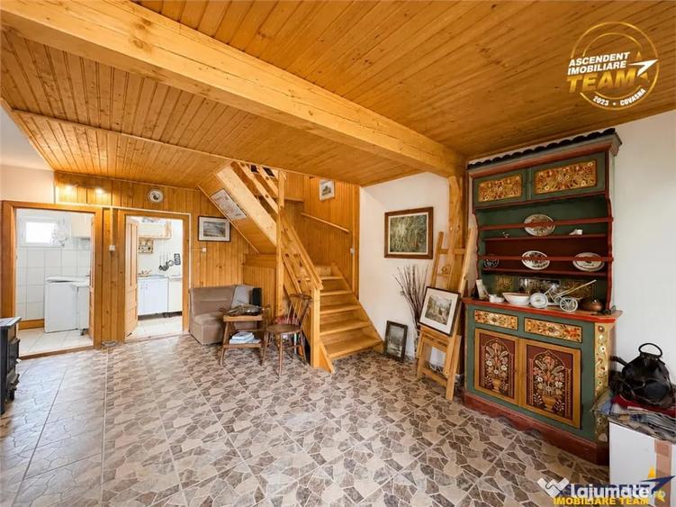 Casă cu 4 camere cu Teren 2200 Mp în Băcel