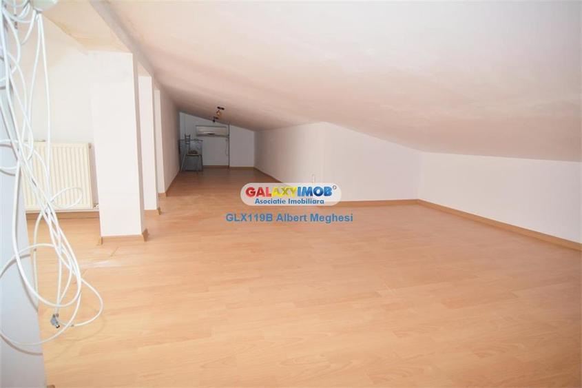 Apartament cu 3 camere decomandat, mobilat în Prelungirea Ghencea
