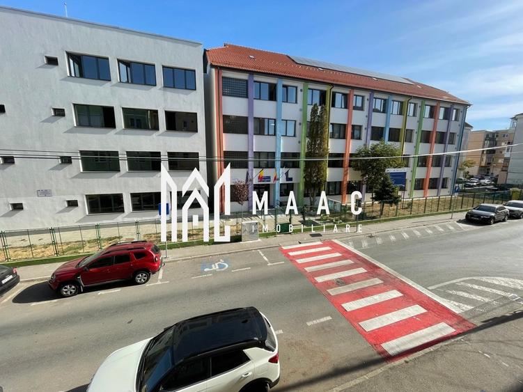 Apartament cu 4 camere decomandat în Vasile Aaron