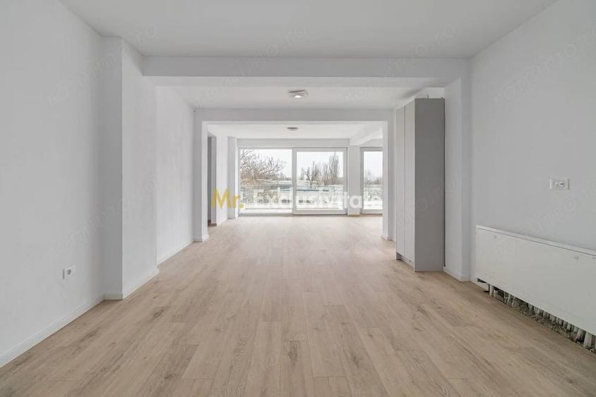 Apartament cu 5 camere semidecomandat în 1 Decembrie