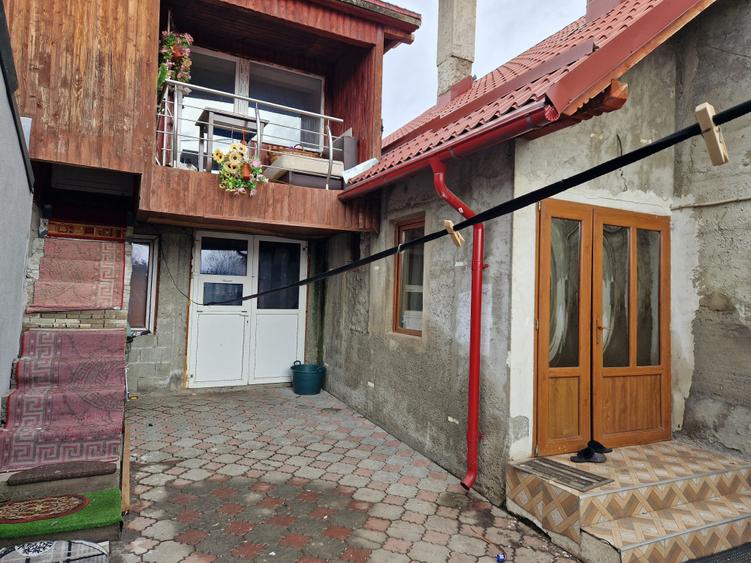 Casă individuală cu 3 camere cu Canalizare în Sânpetru