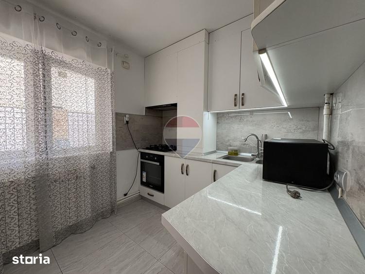 Casă cu 4 camere cu Teren 200 Mp în Coiciu
