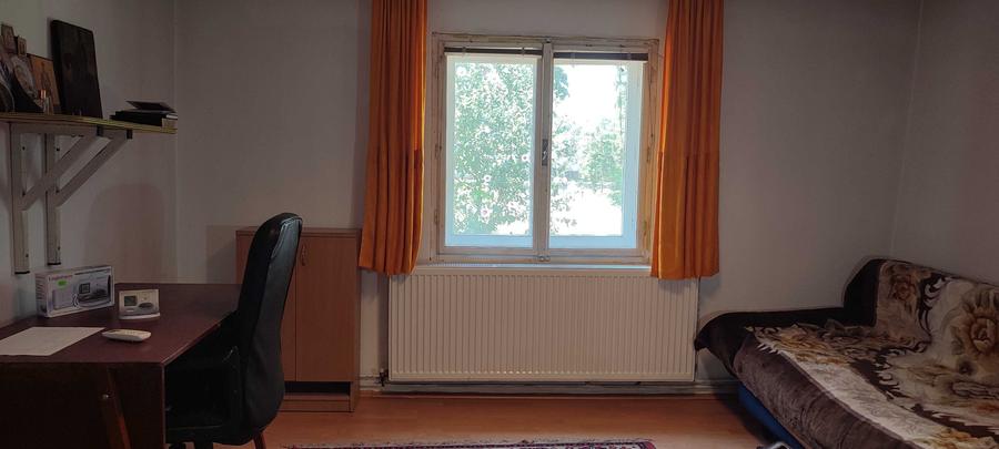 Casă cu 3 camere în Belinț