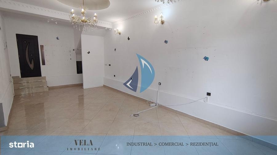 Spațiu comercial, de 64 mp, în Central