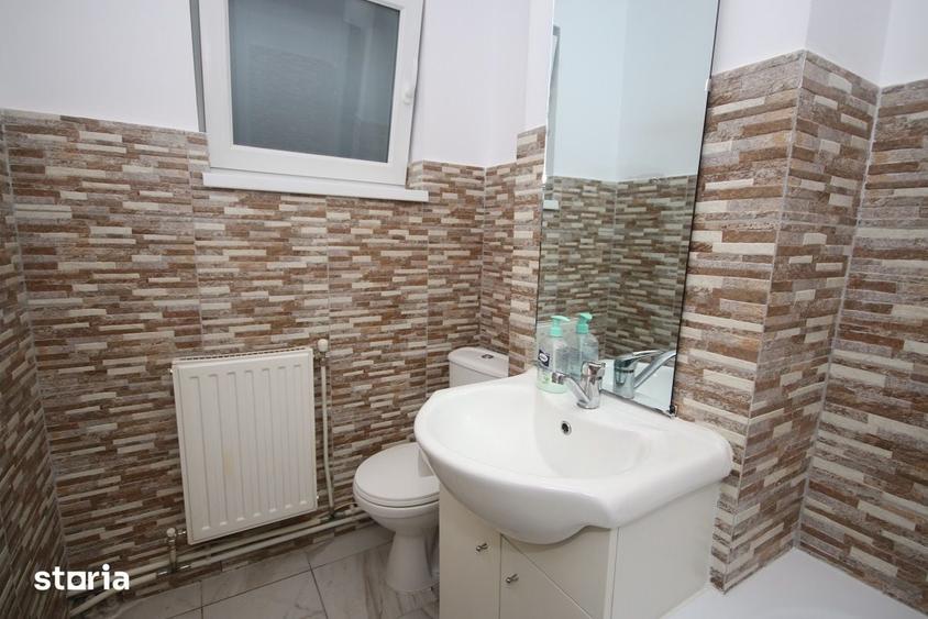 Apartament cu 2 camere decomandat în Tache