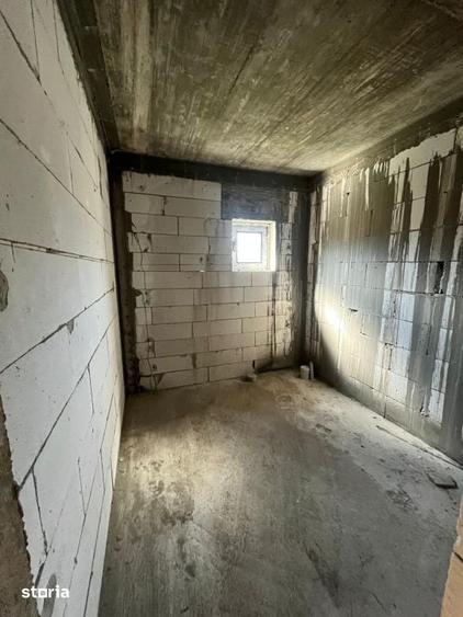 Casă cu 5 camere cu Teren 480 Mp în Bariera Vâlcii